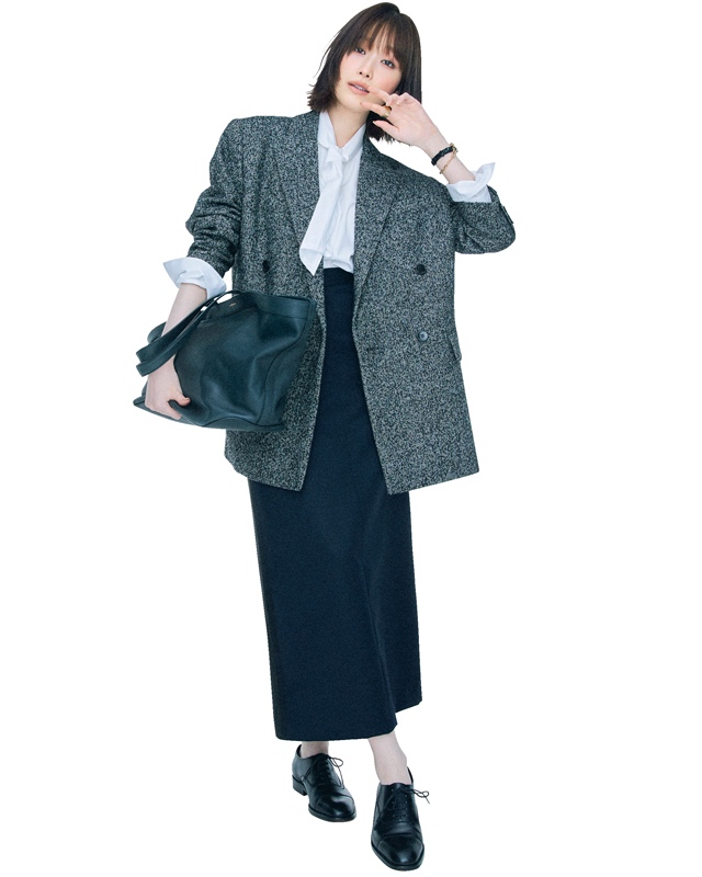 髙橋ひかる Newオフィスコアコーデ