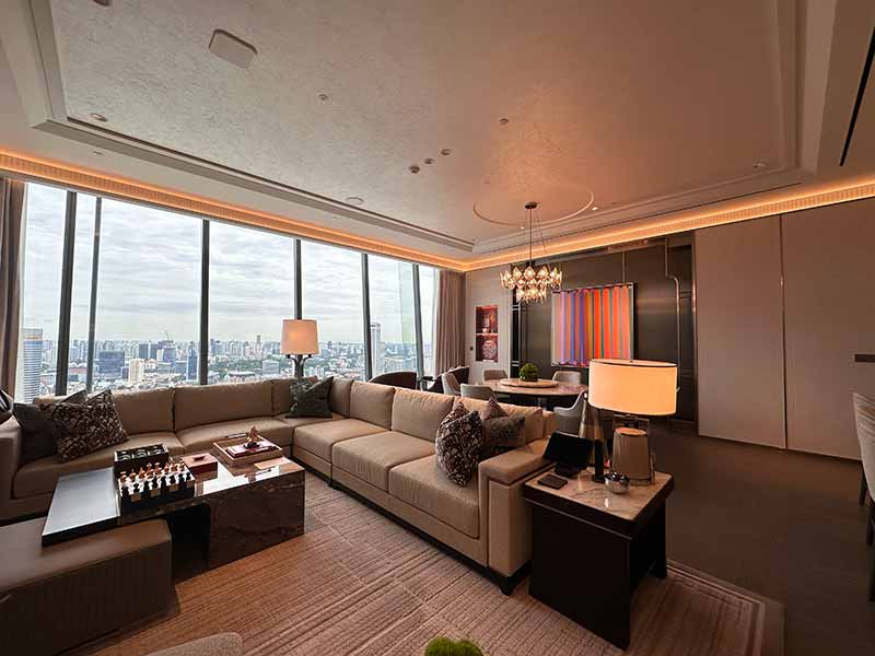客室内
