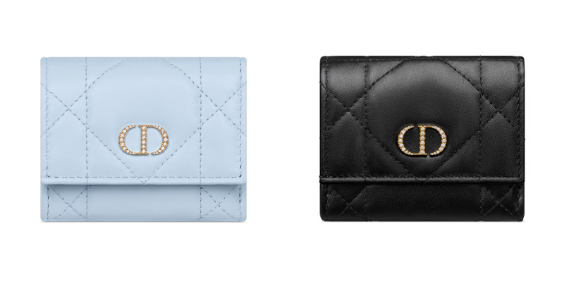 Dior Caro Hibiscus クリスタル Lジップウォレット
パウダーブルー、ブラック
