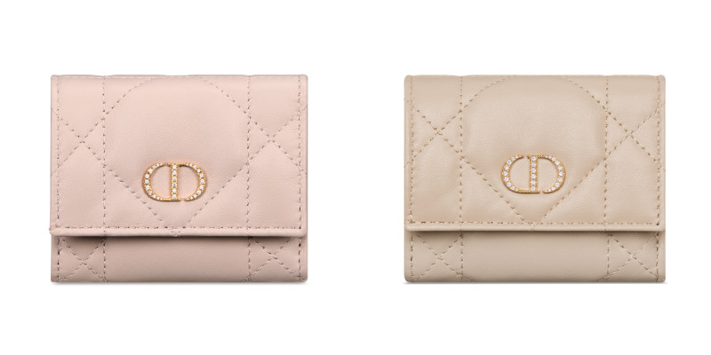 Dior Caro Hibiscus クリスタル Lジップウォレット
パウダーピンク、パウダーベージュ