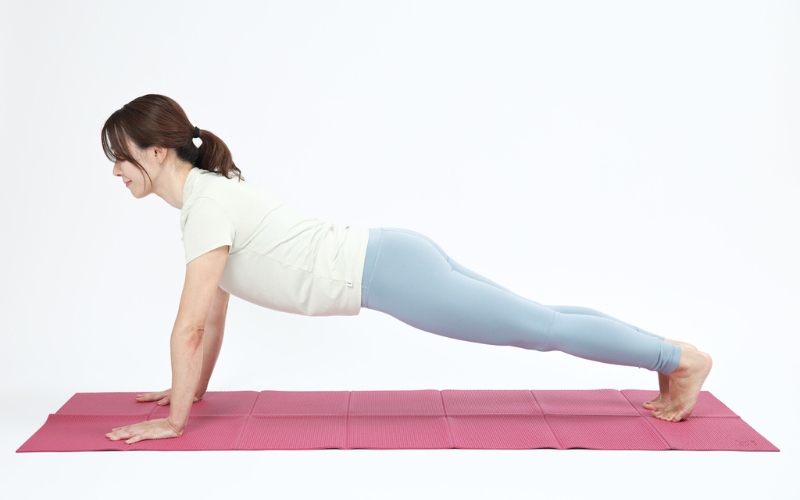 ハイプランク:肩タッチ③