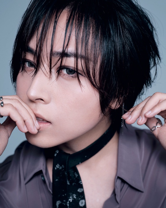蒼井翔太