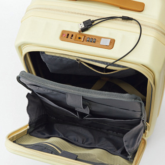 American Tourister（アメリカンツーリスター）のスーツケース