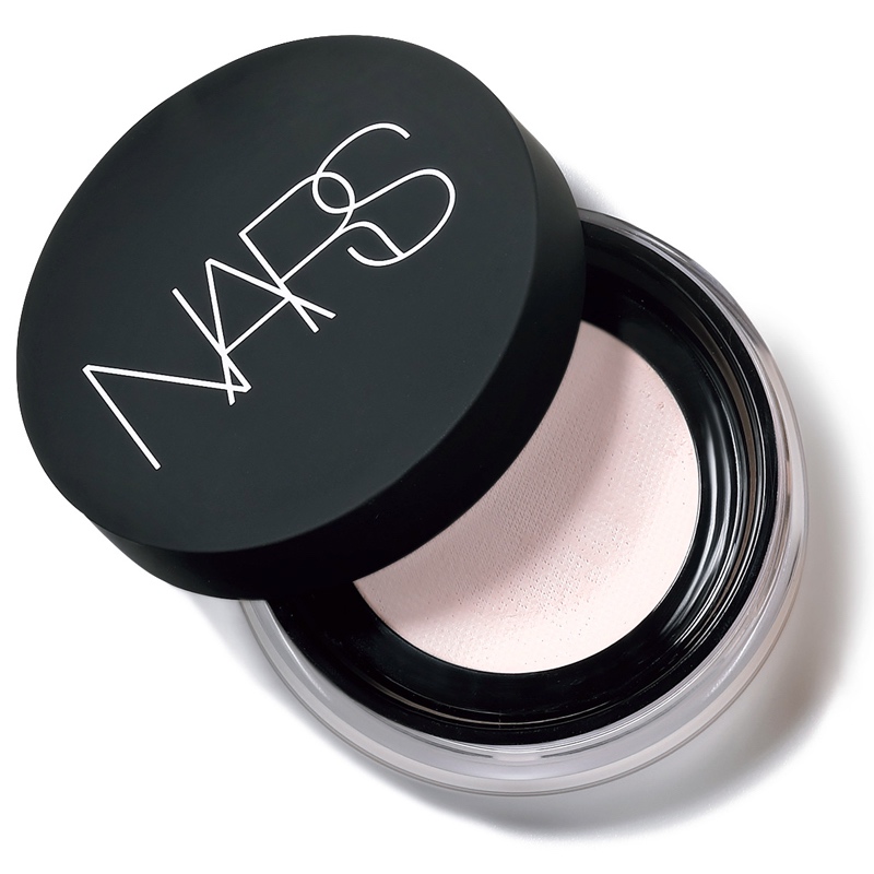 NARS ライトリフレクティング プリズマティック パウダー ルース