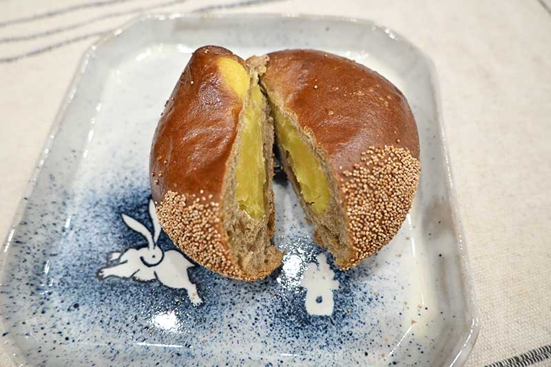 「ル ビアン」のほうじ茶栗あんぱん