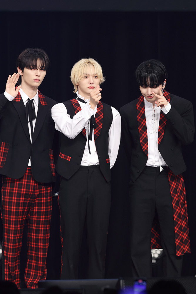 JAEHYUN、SUNGHO、TAESAN