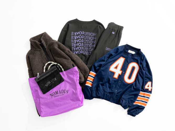 CANADA GOOSE / Simcoe Fleece Jacket Black Label¥107,800
Champion for RHC / Sweat Shirt¥20,900、Pants¥20,900
NOMADIS / Bag¥28,600
77circa / Jacket¥38,500