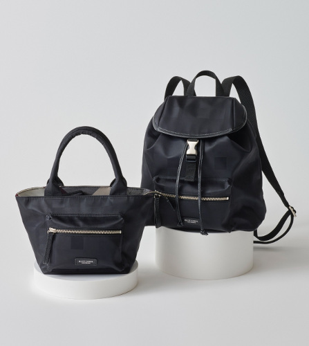 ブルーレーベル・クレストブリッジ
バッグ