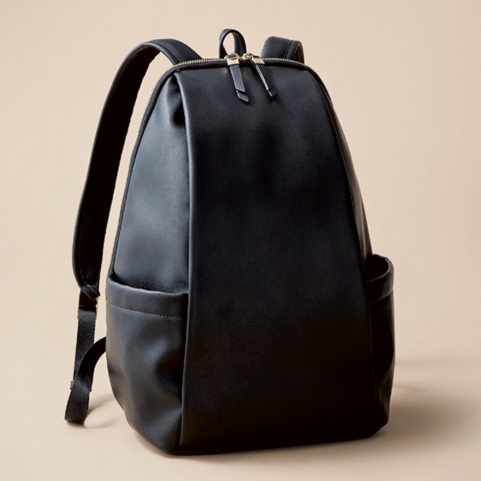 バッグ¥18,700(アバハウスインターナショナル オンラインストア〈ロウェル シングス〉)