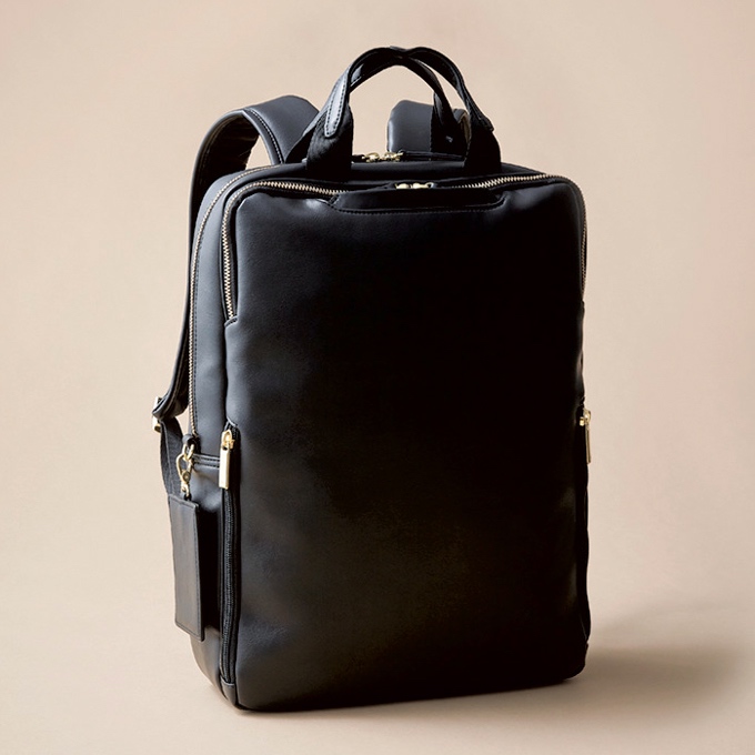 バッグ¥22,000(エース〈ace.〉)