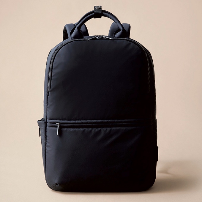 バッグ¥38,500(サムソナイト・ジャパン〈サムソナイト〉)