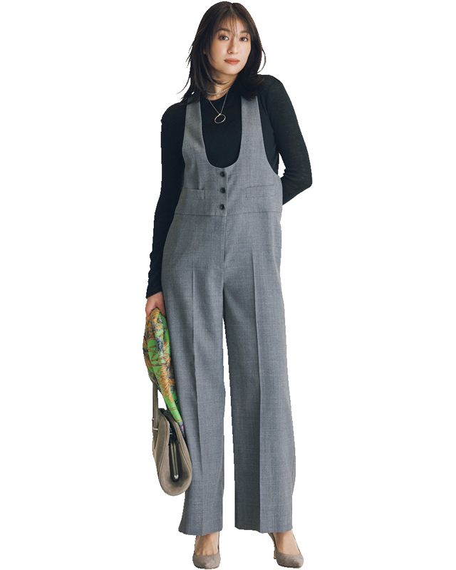 薄軽ニットコーデ