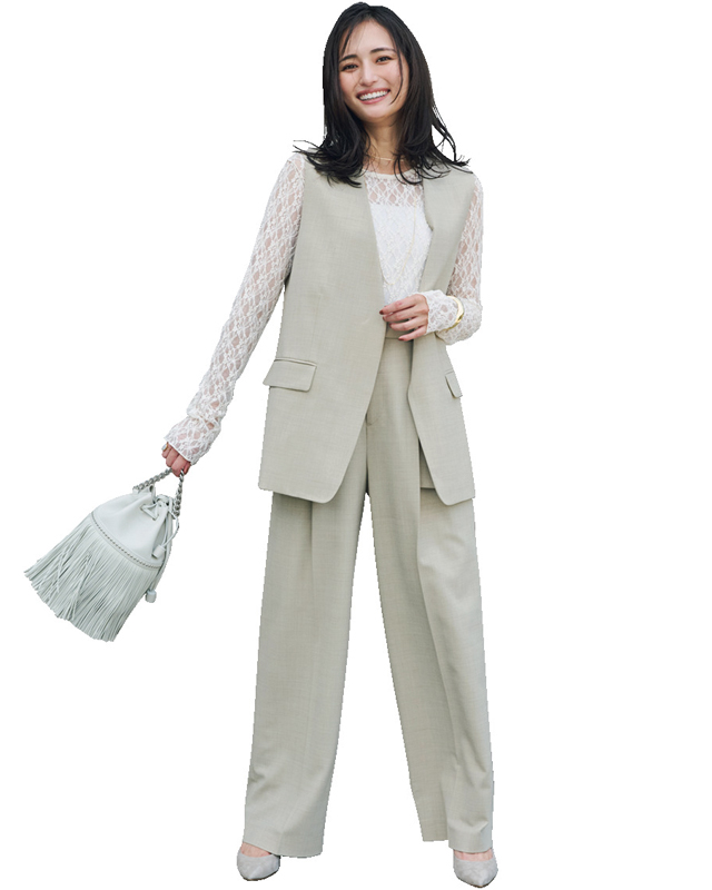 レースアイテムのコーデ