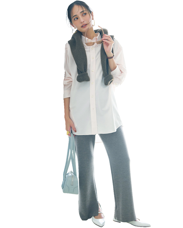 セミフレアのコーデ