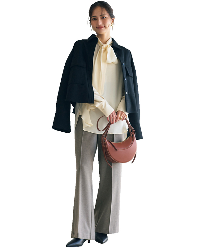 セミフレアのコーデ