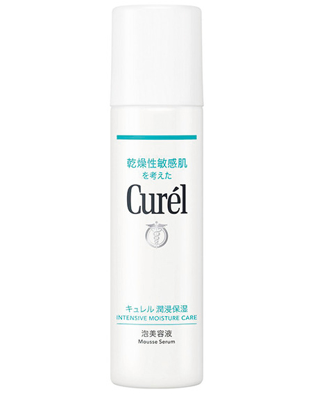 花王 キュレル 潤浸保湿 泡美容液 ［医薬部外品］120g ￥3,850（編集部調べ）