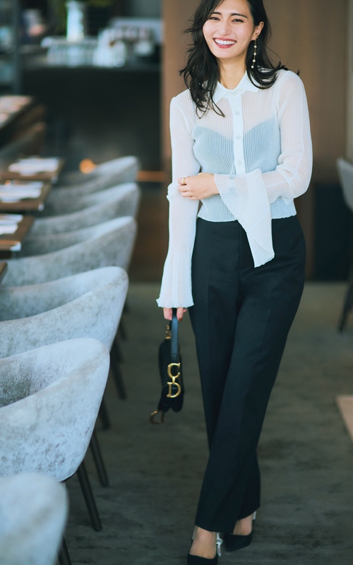 山賀琴子　デートコーデ