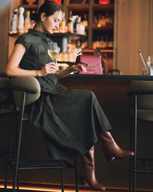 山賀琴子　女子会コーデ