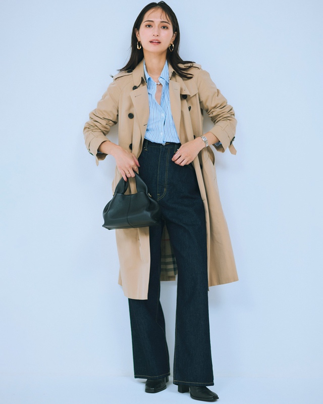 山賀琴子　バーバリーのトレンチコート