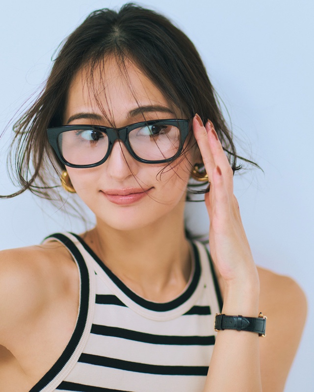 〝Massimo Dutti〟のアメスリタンクトップ　山賀琴子