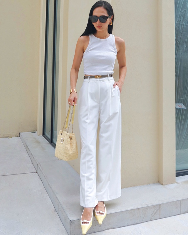 山賀琴子 定番スタイル