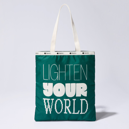 Lighten Up Tote￥15,950
