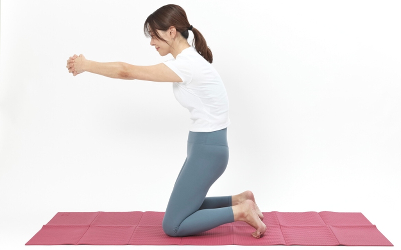 ひざ立ち：お腹・腰痩せエクササイズ⑤