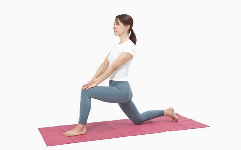 ひざ立ち：胸を開くストレス解消ストレッチ①