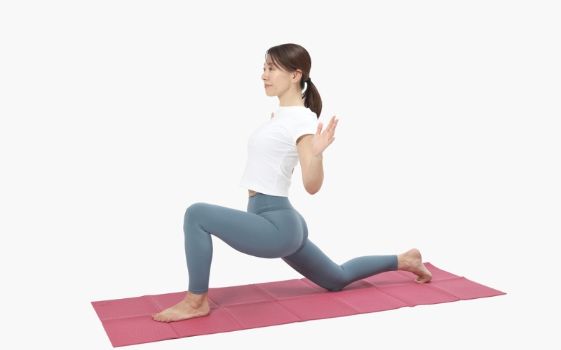 ひざ立ち：胸を開くストレス解消ストレッチ④