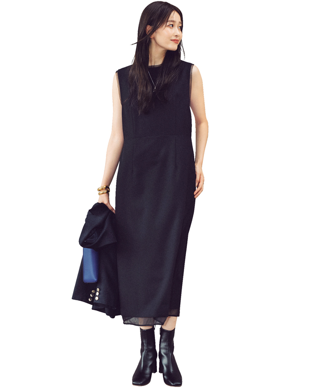 Iライン黒ワンピ