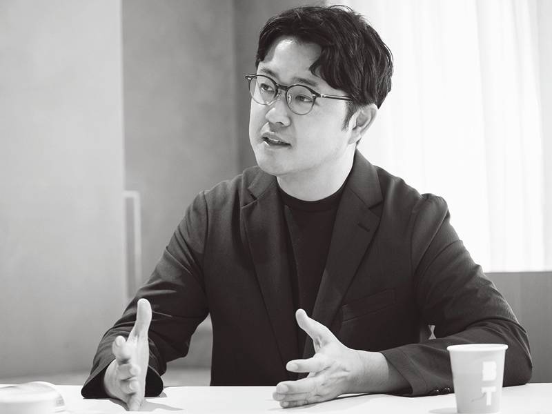 本のある場・文化施設運営企業経営者 染谷拓郎さん