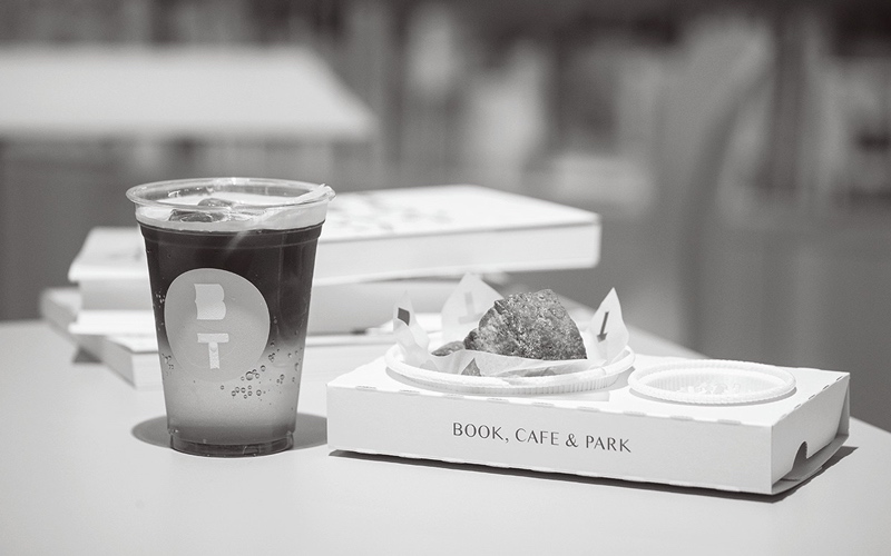 BOOK,CAFE＆PARK