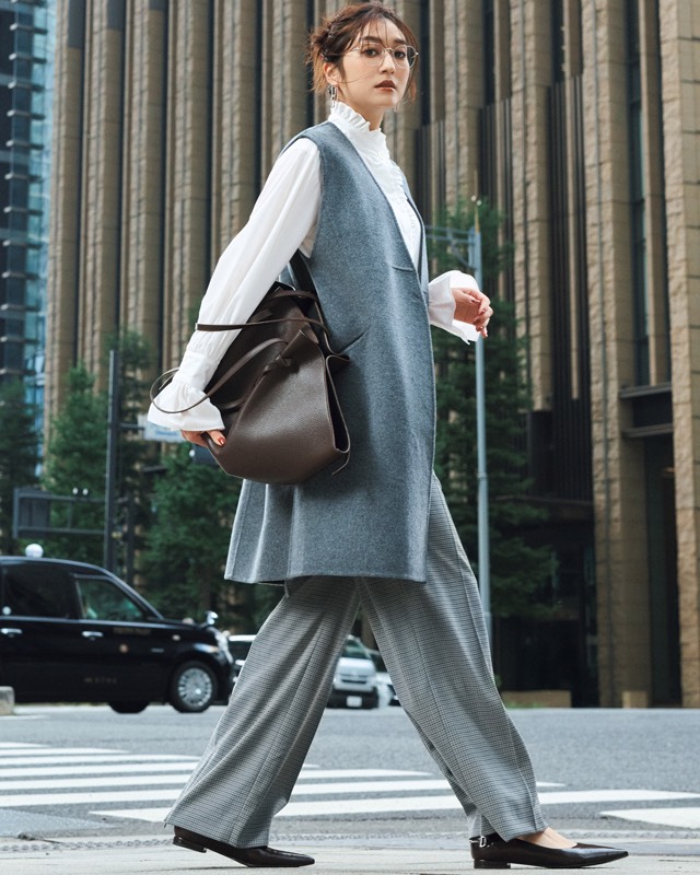 グレーワントーンコーデ