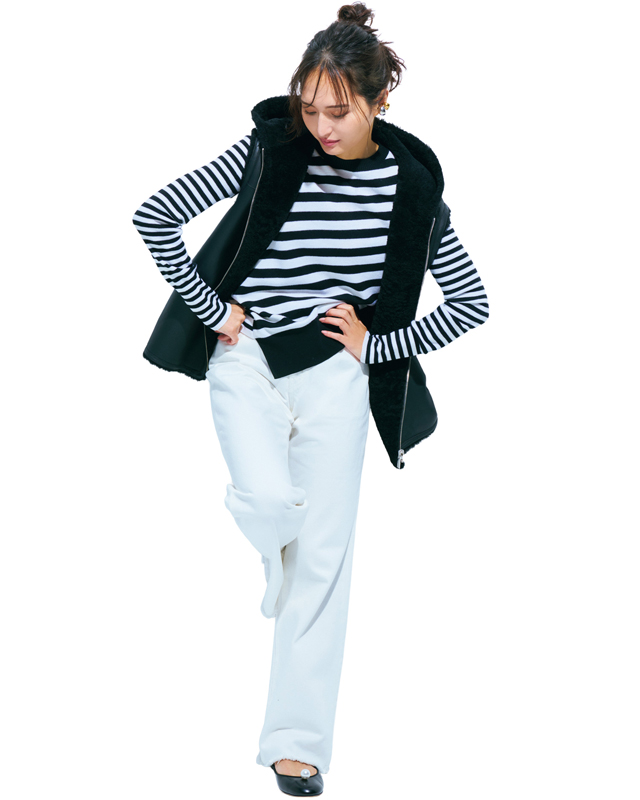 ボアジレ×ボーダーニット×白パンツ