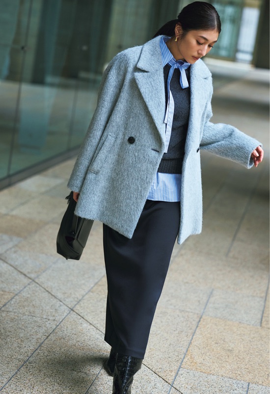 ひとクセデザインのアウターコーデ