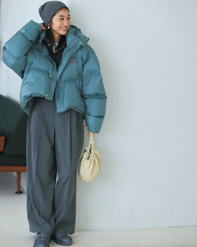 ボリュームダウン×ワイドパンツ