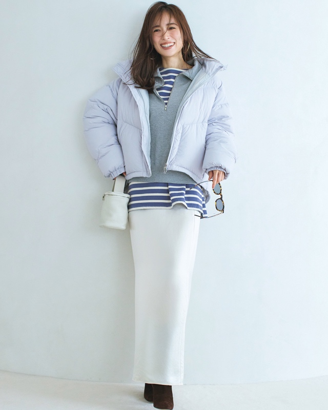 ショート丈ダウン×ボーダートップス×スウェット×タイトスカート