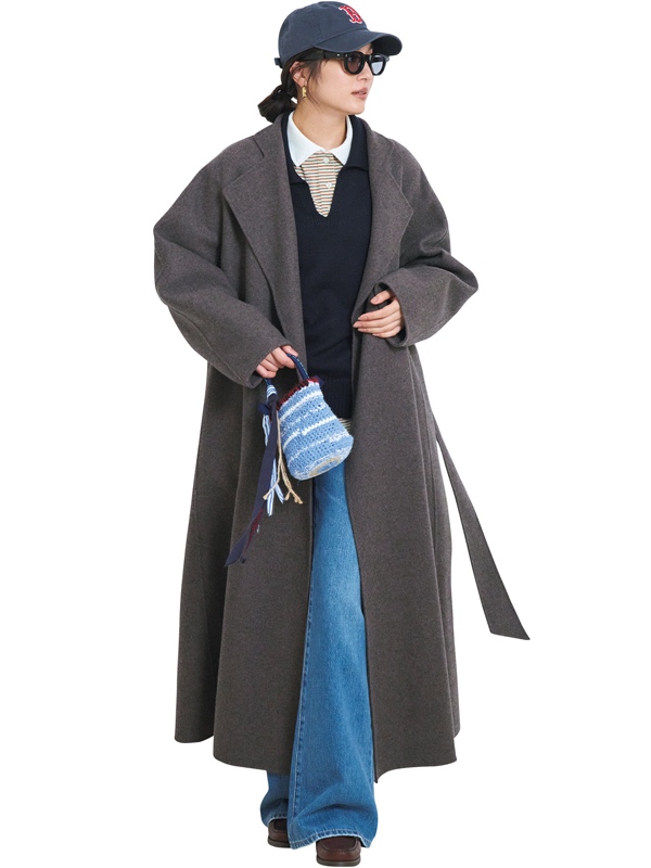 ブラウンコートコーデ