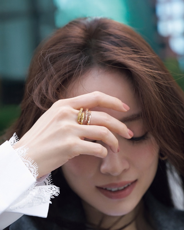 泉里香×ブルガリ