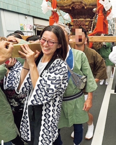お神輿　有木万美子さん