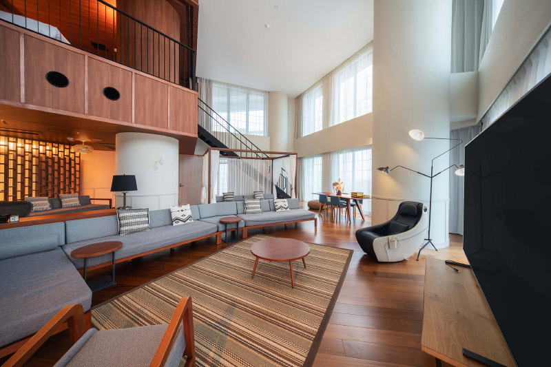 レクー沖縄北谷スパ　ダイヤモンドスイート内観