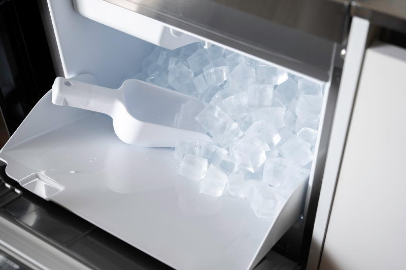 レクー沖縄北谷スパ　製氷機