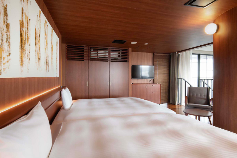 レクー沖縄北谷スパ　ダイヤモンドスイート寝室