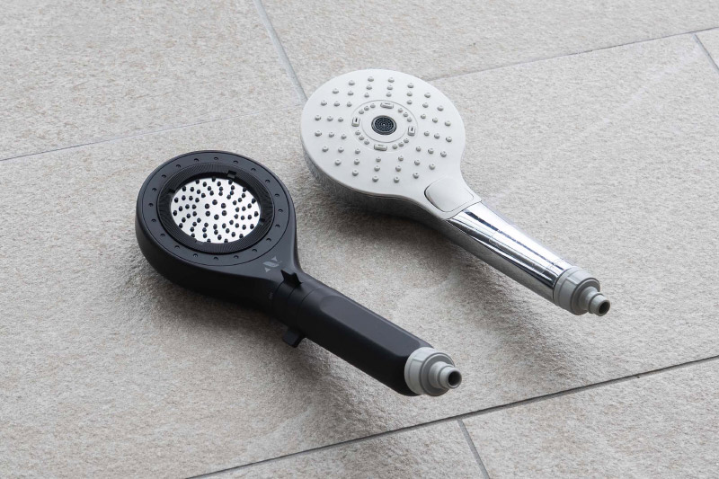 2つのシャワーヘッド