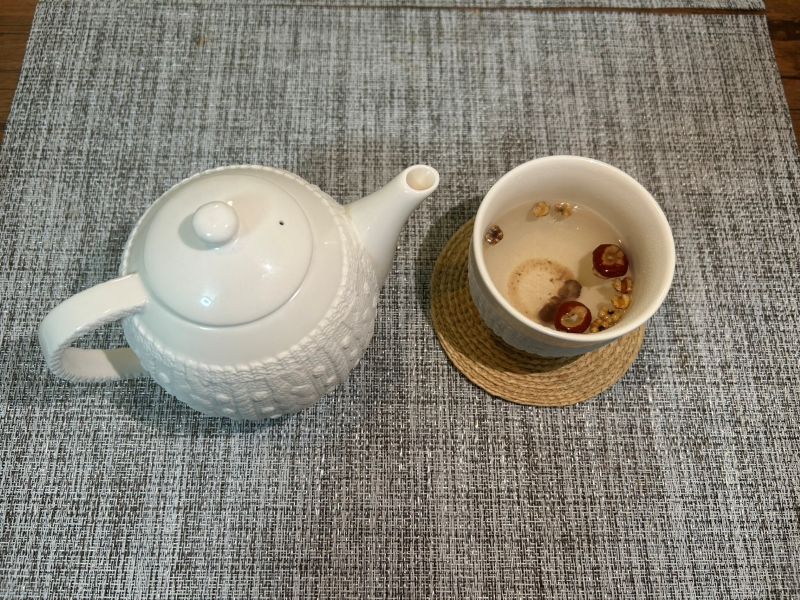 お湯を入れた状態の写真