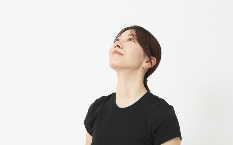 二重あご対策：筋トレ②