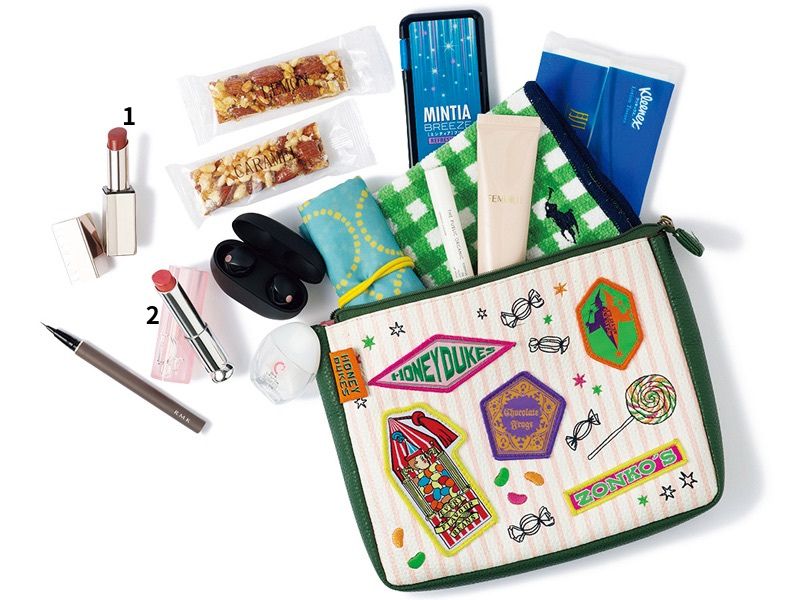 Oggi編集部 粕谷美緒　ポーチの中身