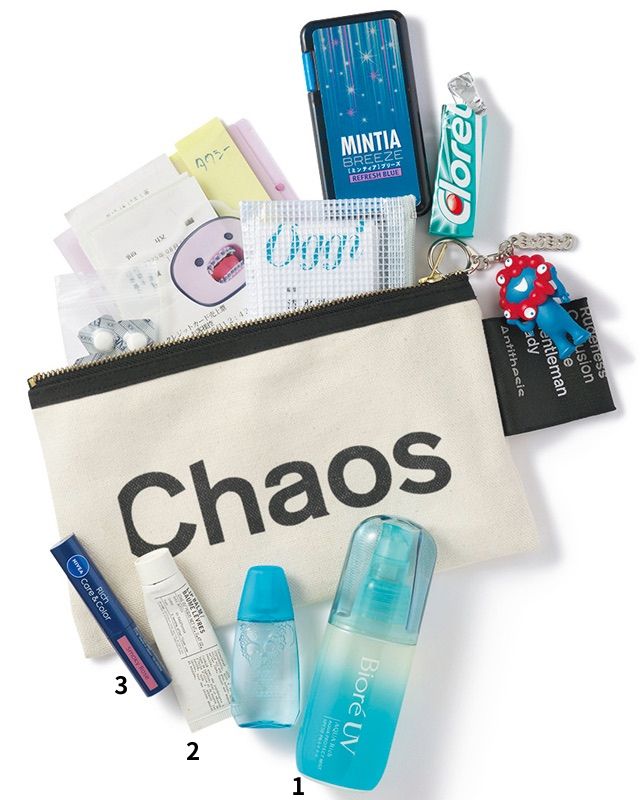 Oggi編集部 清水紘史　ポーチの中身