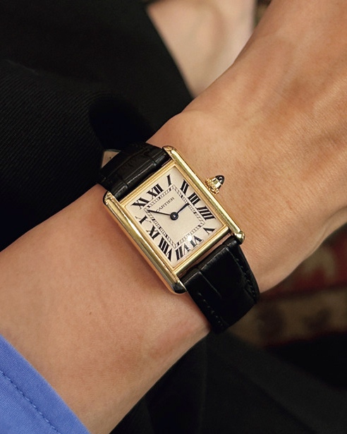 Cartierのタンク ルイ カルティエ