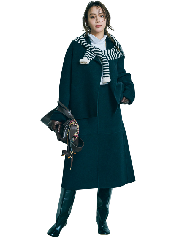 ショートコート×ミモレ丈スカートセットアップ